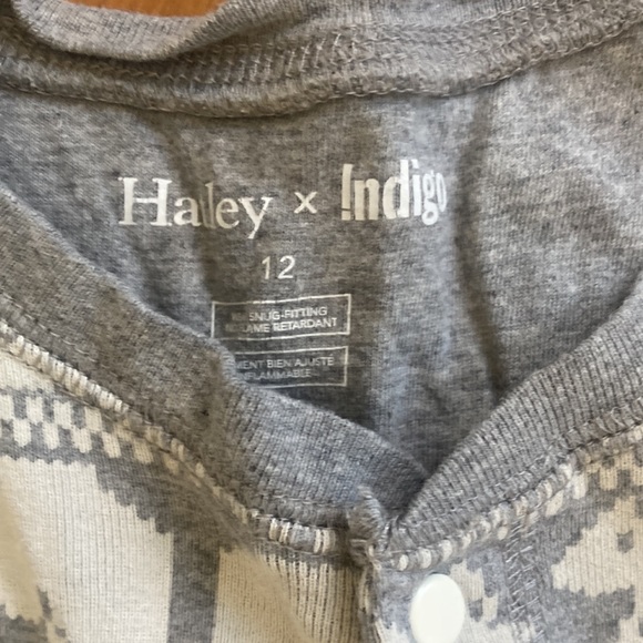 Hatley x Indigo Size 12 grey onesie pajama - Picture 2 of 3